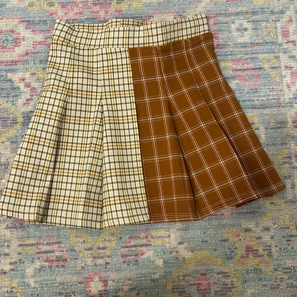 Originality kids skirt, size medium